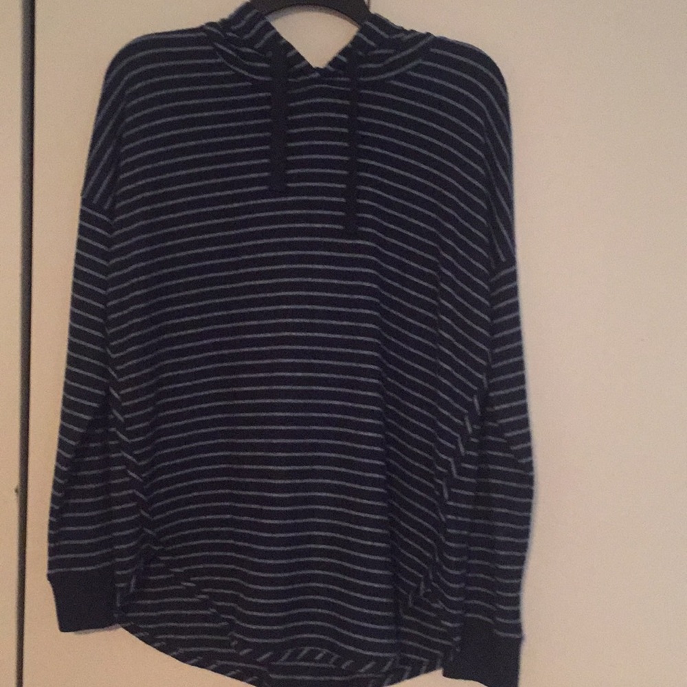 Hooded striped jersey
